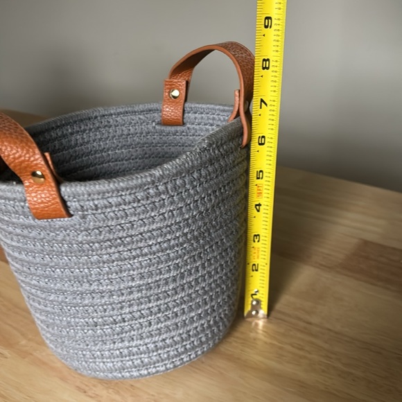 Basket - Picture 7 of 8